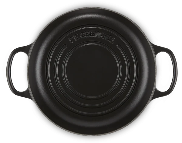 Le Creuset Brot Bräter Signature In Schwarz Matt 4