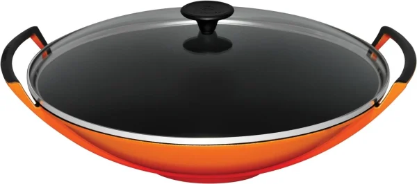 Le Creuset Wok Aus Gusseisen Mit Glasdeckel In Ofenrot 1