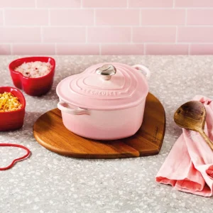 Le Creuset Herzbräter Aus Gusseisen Mit Herzgriff In Shell Pink 19