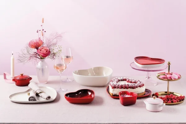 Le Creuset Mini Cocotte Mit Herzknopf In Shell Pink 8